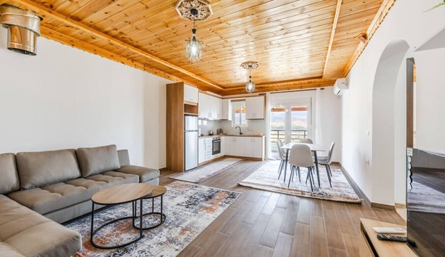 Hillside Apartment Gjirokastër | 2 by PikHost