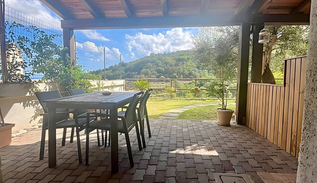 Holiday Home 'Selvaggia' with Sea View, Wi-Fi and Air Conditioning