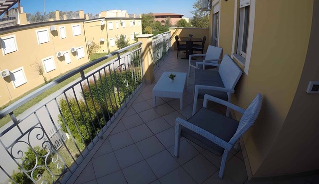 Holiday home with pool area, air conditioning, internet access and washing machine