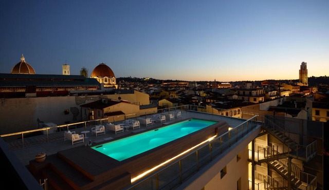 Hotel Glance In Florence