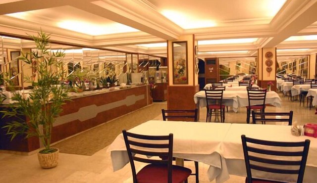 Hotel Monopol