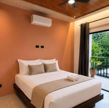 Hotel Oasis AYA FE