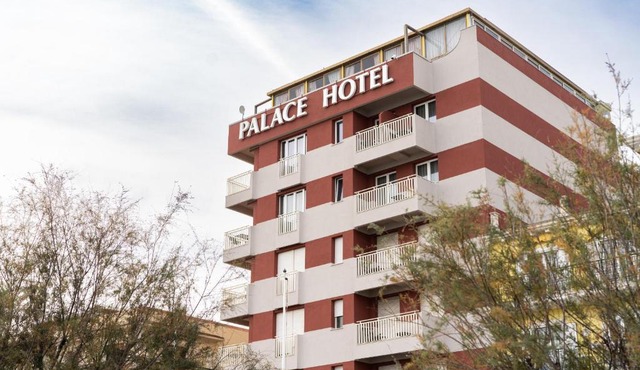 Hotel Palace