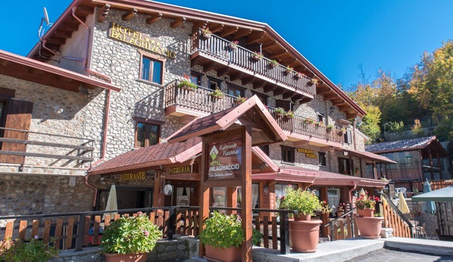 hotel Palaghiaccio
