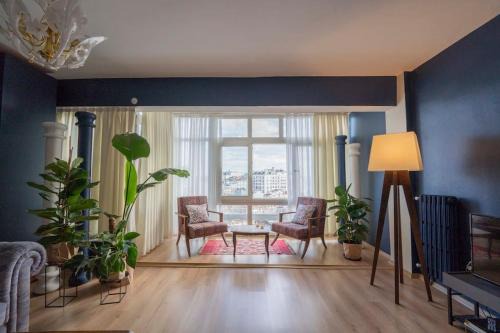 House with magnificent Bosphorus and Taksim view