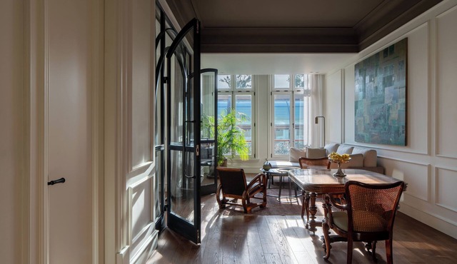 Hovagimyan Hotel and Suites
