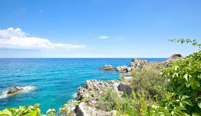 Inviting villa in Mediterranean style and panoramic position.