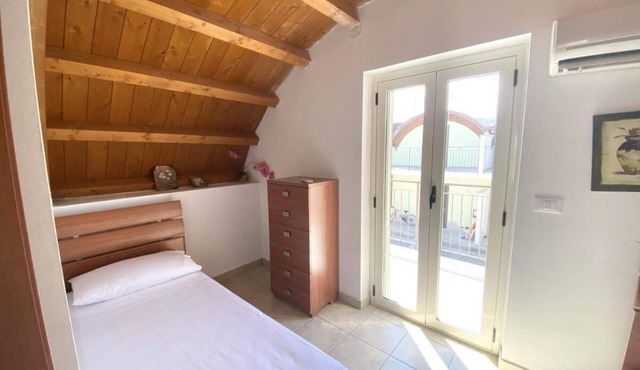 isca calabretta apartments m28