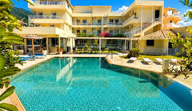 Kalias Hotel