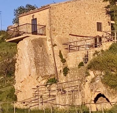 La Casa Sulla roccia