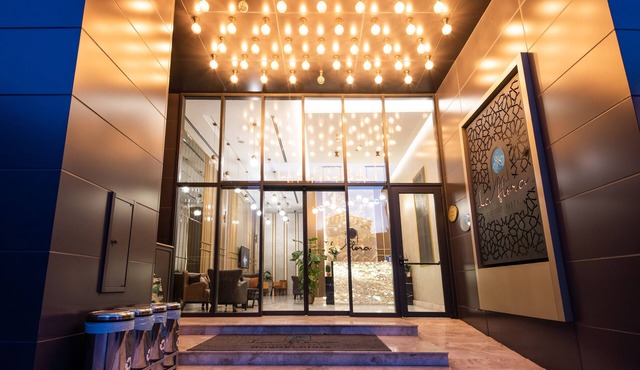 La Flora House Otel