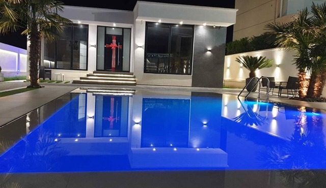 La Mirage Group Villas