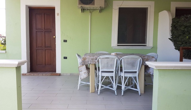 LE CASTELLA RESIDENCE APP. 9