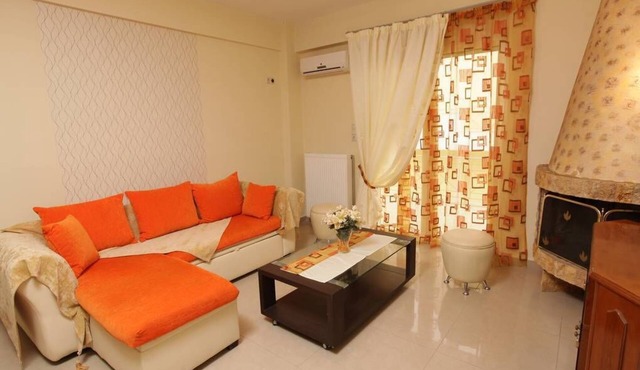 Life Maisonette Cozy Getaway, 5 min from the beach
