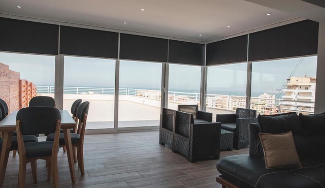 LR apartment 2-bedrooms beautiful sea view
