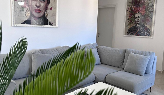 Lungo Mare Apartment +free Parking