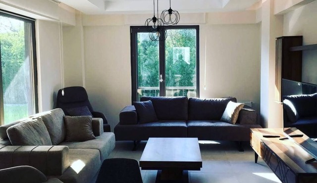 Luxurious 4+2 VIP Villa Surrounded by Nature in Sapanca