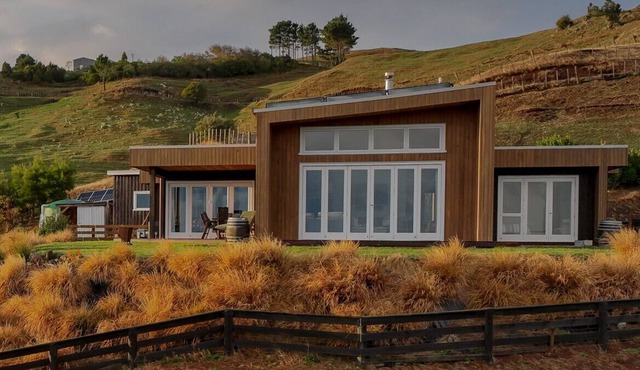 Luxury Eco-friendly Off Grid Getaway Raglan