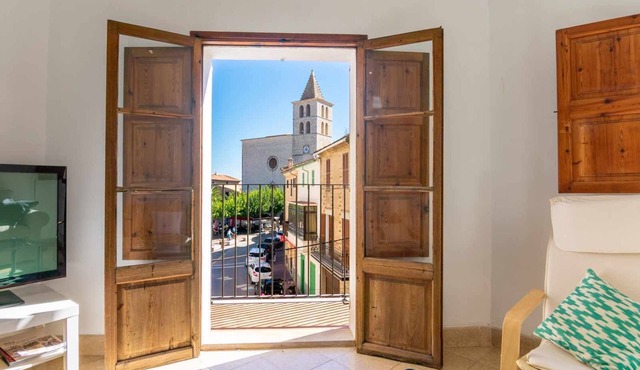Maca Sol, semi-detached house with mountain views