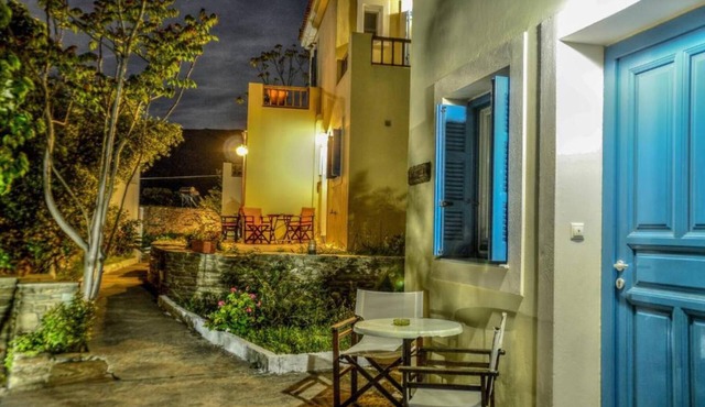 Mainades Studio - Evrypyli Serene Escape in Andros