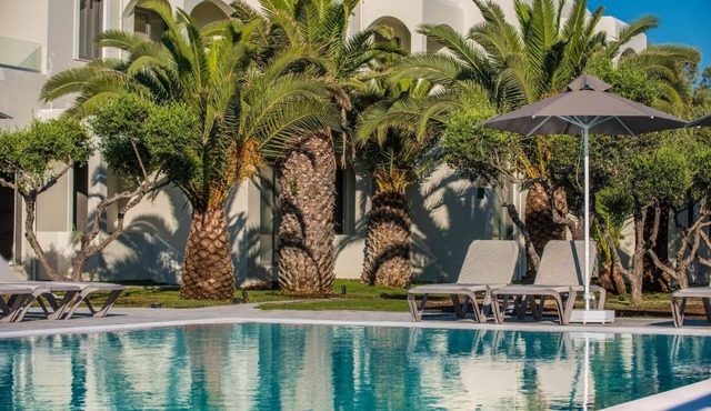 Malena Hotel & Suites