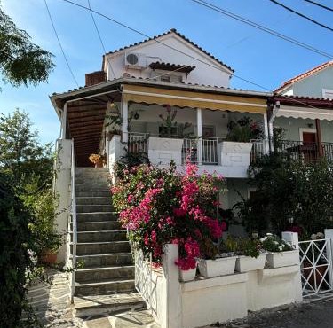 Marias Apartments