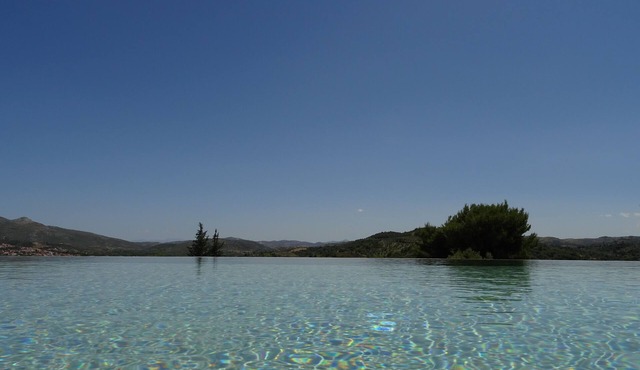MELILOFOS STUDIO 1 BDR w/Pool, in Evia island