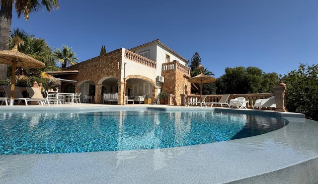 Modern and charming Pool Finca near Palma