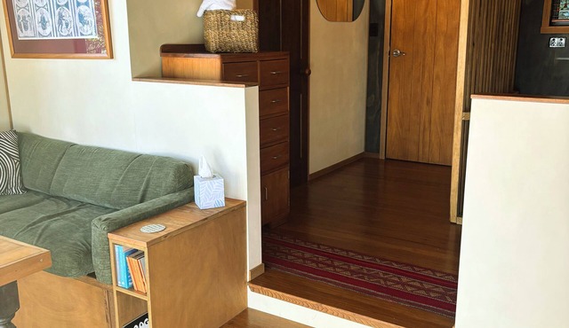 Modern, Cosy Hideaway - Rua Nuka Cabin Ruapuke, Raglan
