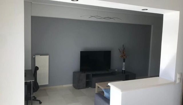 Modern Quiet Apartment Near Metro Athens Center