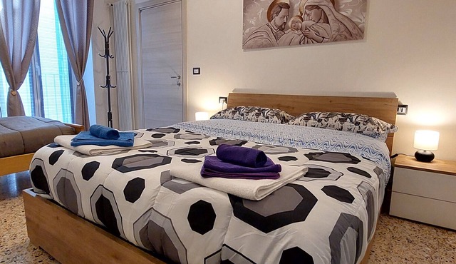 Molfetta Central Station Studio - Near train station