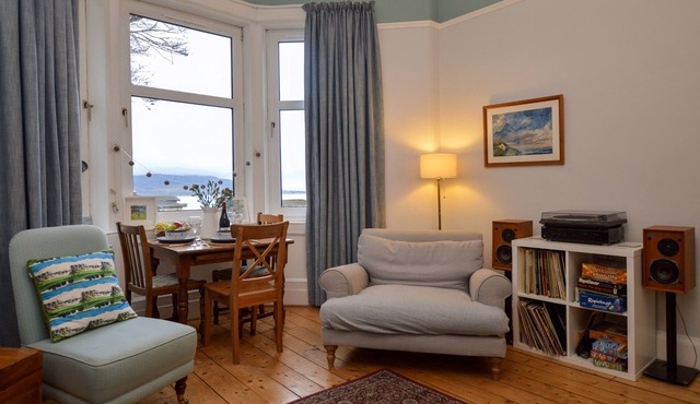 Montford Shore – Your Peaceful Isle of Bute Escape.