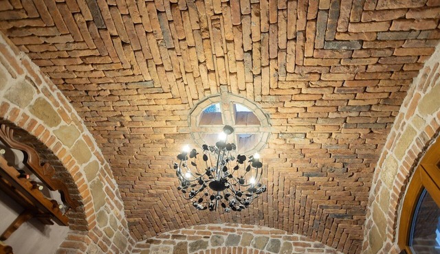 "Moonlight Serenade" is a charming Villa in the historic center of Korça.