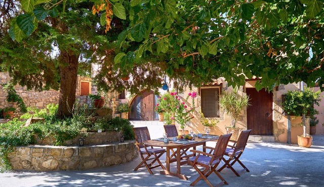 Mouri Villa