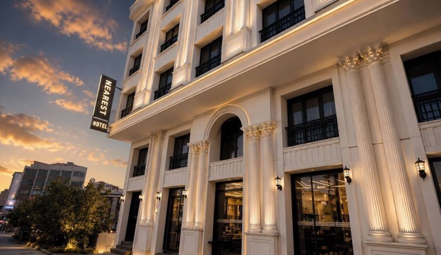 Nearest Airport Hotel