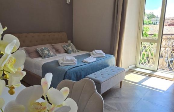 Numistrano Room