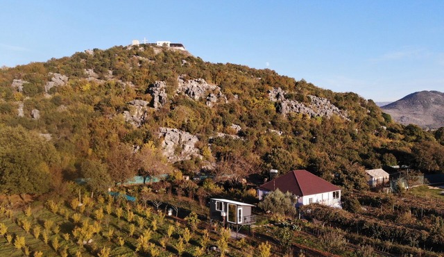 Orchard Guard Tower offers guests all the luxuries of home with mountain views