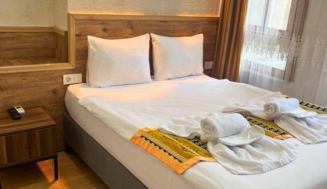 Otantik Hotel