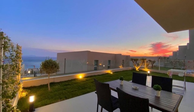 Pacific Villa Palase - Family Retreat in Albanian Riviera Steps from the Sea
