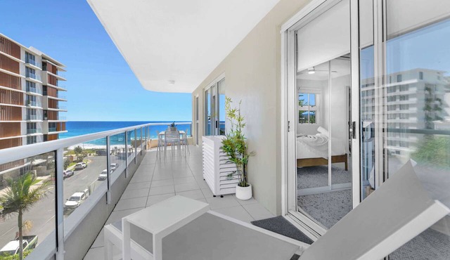 Palm Beachview Luxe Steps to beach & Talle creek