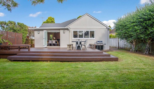 Prosper Point Home with BBQ, Patio and Parking