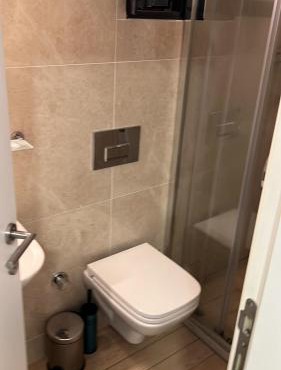 Red sophia suites