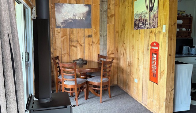 Rotorua Rustic Cottage