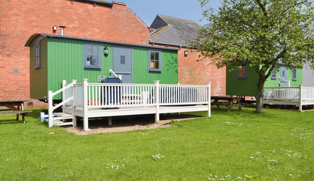 Ryan's Shepherd Hut - UK43565