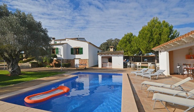 Sa Tanca gran - beautiful villa in Sineu with beautiful exteriors.