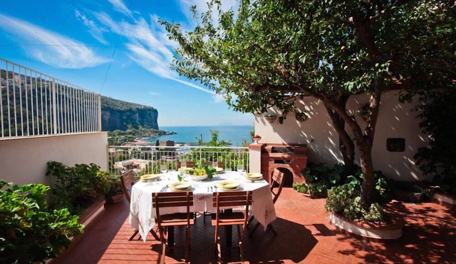 Sea front villa Sorrento Coast