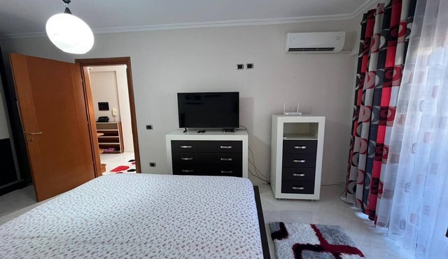 SEA SIDE APARTMENT
