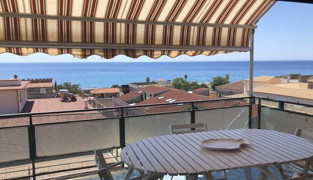 Sea view apartment