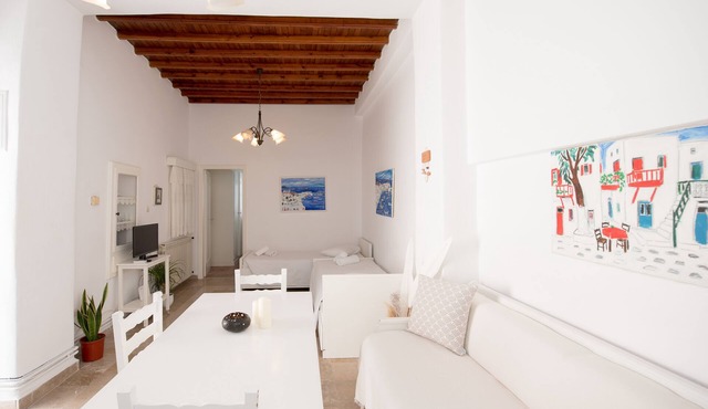 Sea View Apartment in the heart of Mykonos Town