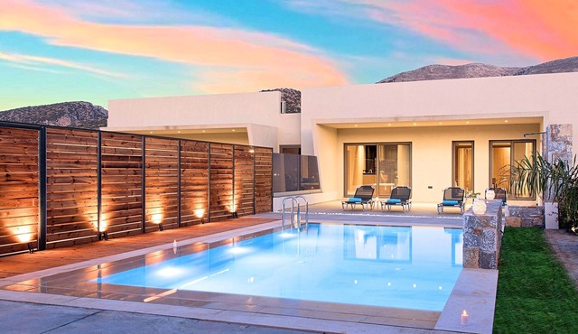 Sissi Lux Triplex Villa Private Pools 36 Guests